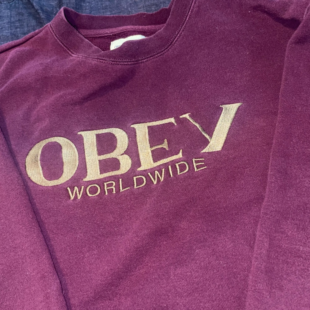 Obey sweatshirt